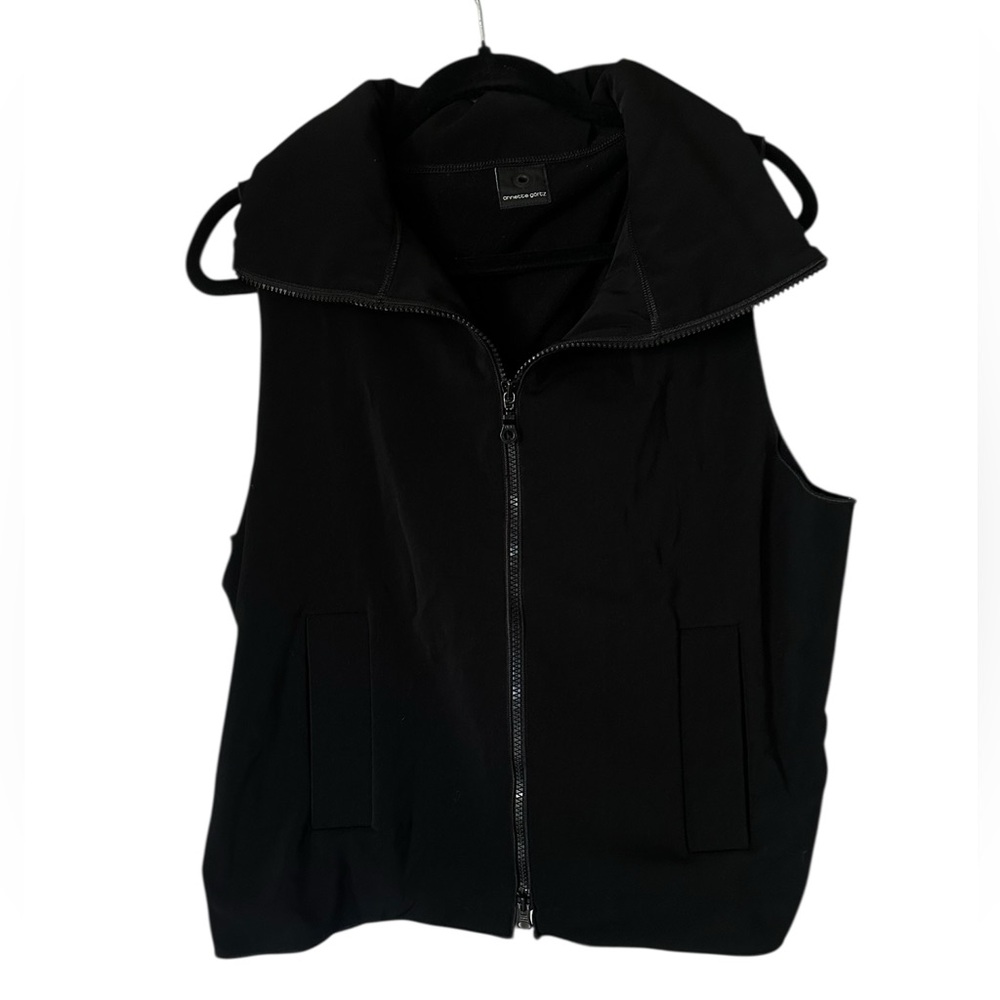 Annette Gortz Black Sleeveless Zip-Up Vest Size 8 US